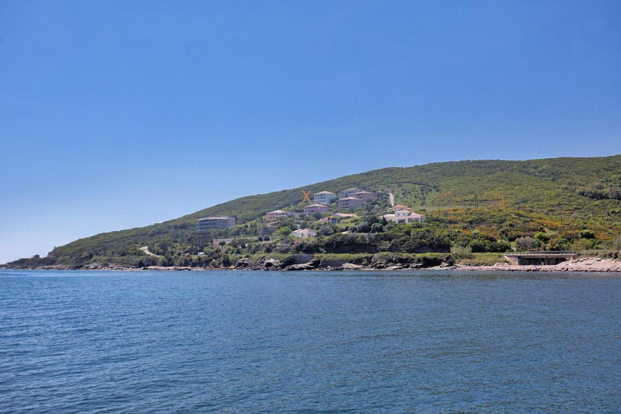 Апартаменты Casa L'Alivi Luri Экстерьер фото